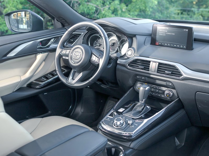 Mazda CX-9 2019 салон