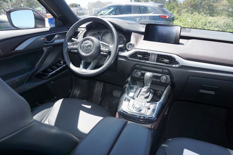 Mazda CX-9 2019 салон