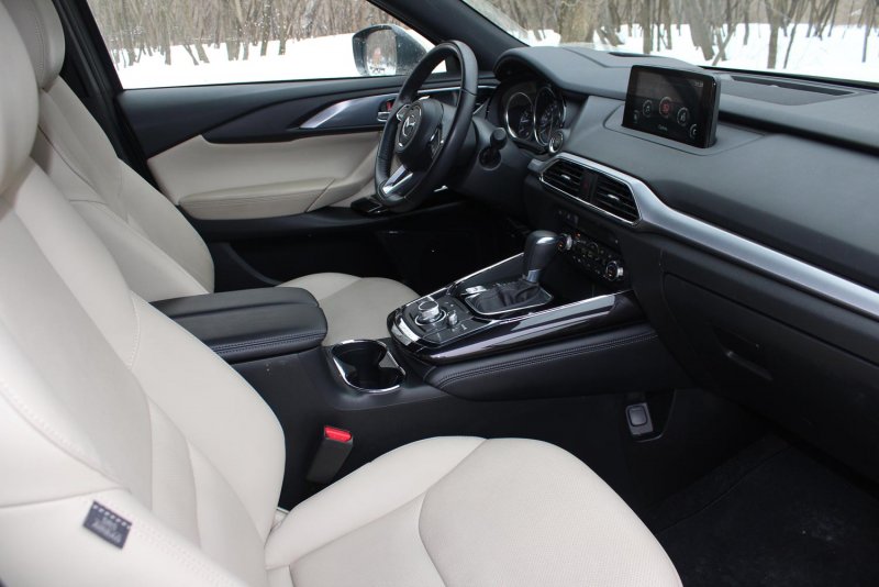 Мазда CX 9 салон