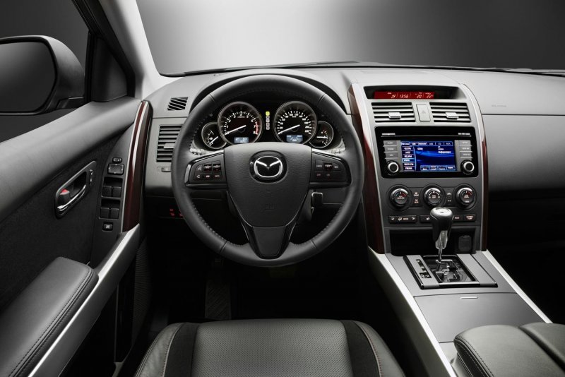 Мазда CX 9 салон