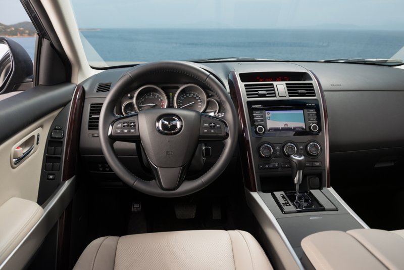 Mazda CX-9 2017 салон