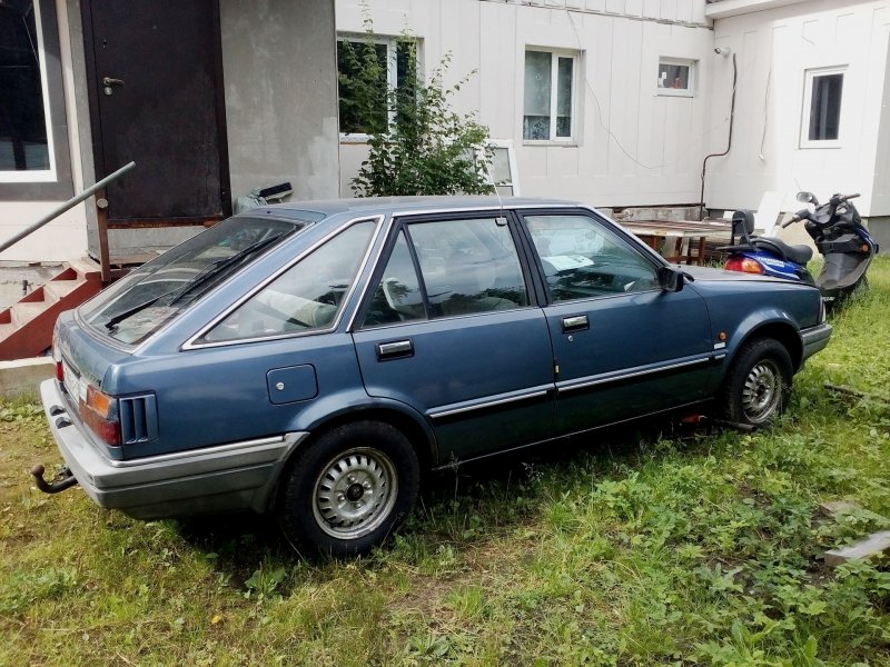 Ниссан Станза 1984