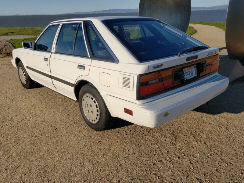 Nissan stanza u12