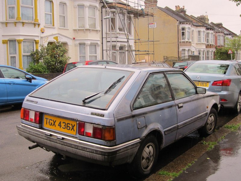 Nissan stanza t11