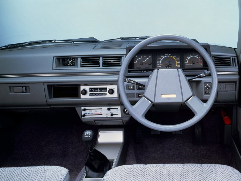 Nissan stanza 1985