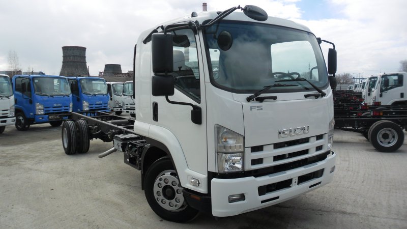 Isuzu forward Max 2002