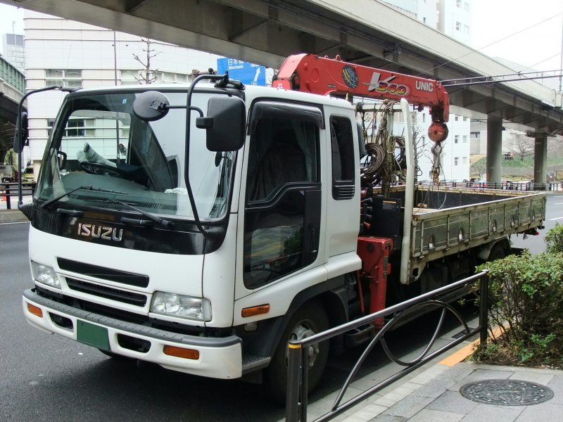 Isuzu forward 2001