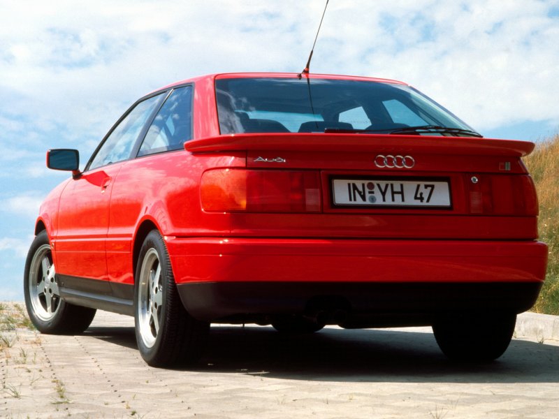 Audi s2 Coupe quattro