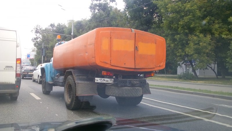 ЗИЛ 4333 поливалка