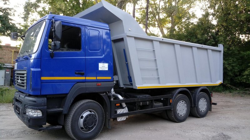 Самосвал 6х4 МАЗ 650128-8520-000