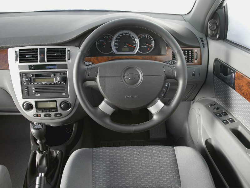 Chevrolet Lacetti 2004 седан