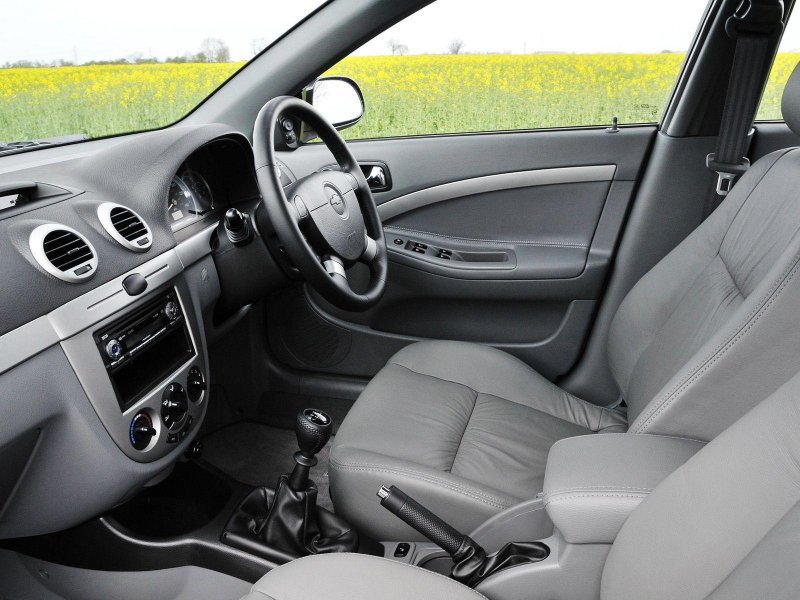 Chevrolet Lacetti 2007 седан салон