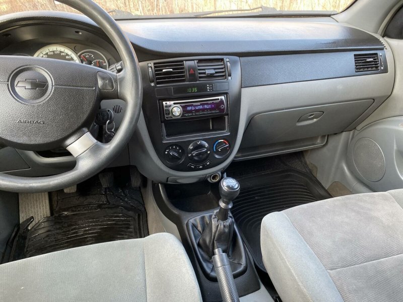 Chevrolet Lacetti хэтчбек 2005 салон