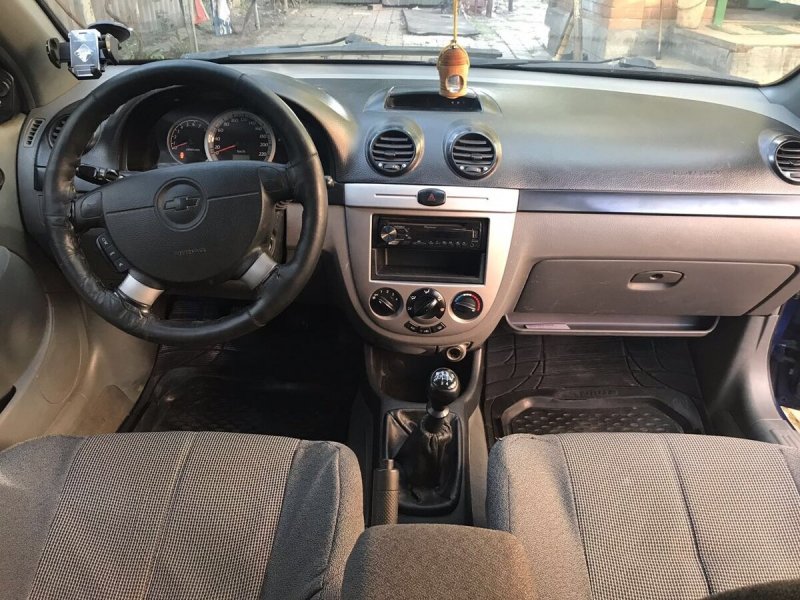 Шевроле Лачетти седан 1.8 автомат