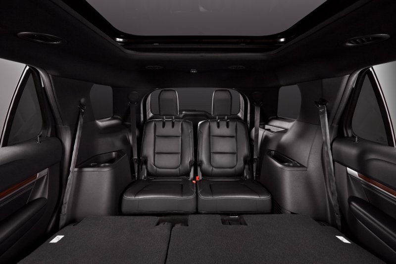 Ford Explorer 2018 салон