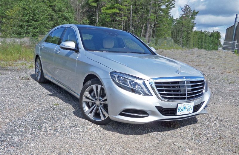 Мерседес-Бенц w222 серебристый