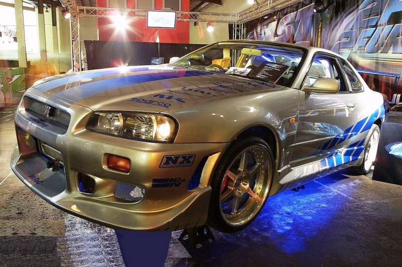 Nissan Skyline GTR 34 Форсаж