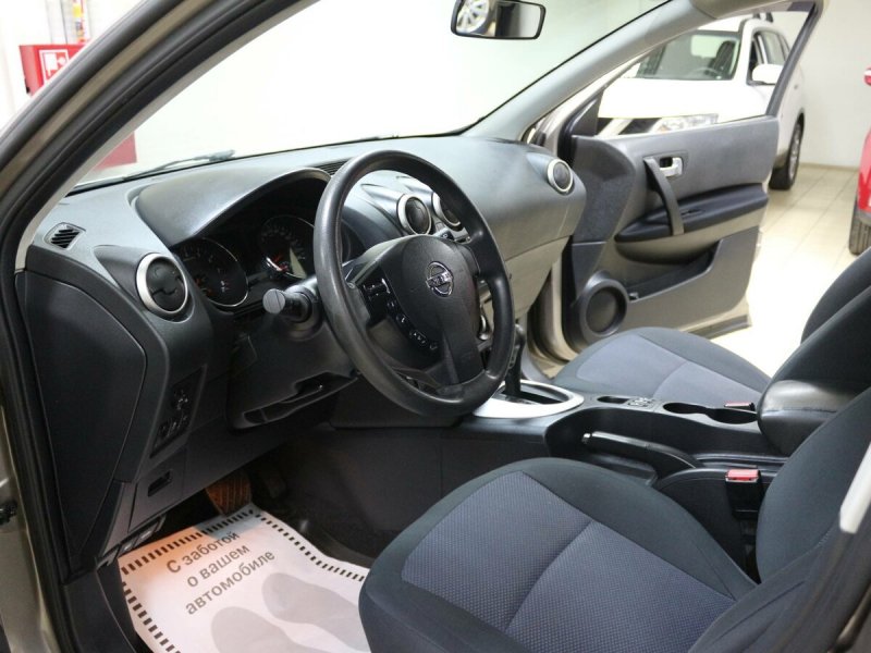 Nissan Qashqai 2015