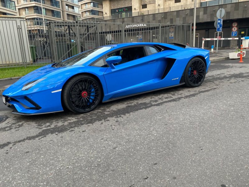 Рахим 2021 синий Ламборгини