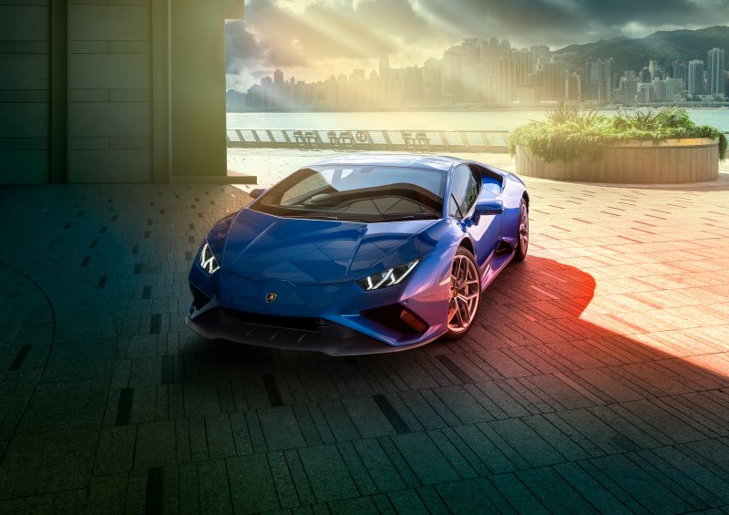 Lamborghini Huracan Blue