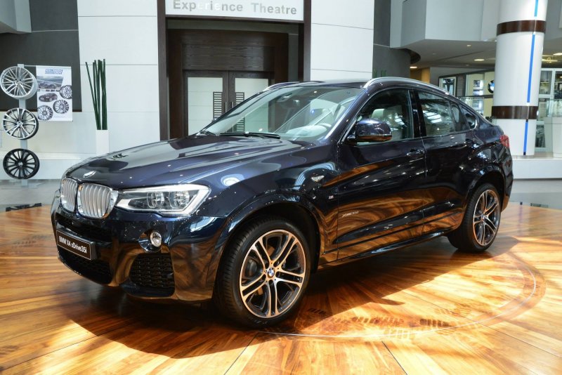 BMW x4 черный карбон