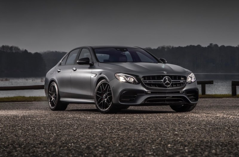 Mercedes Benz e63 AMG