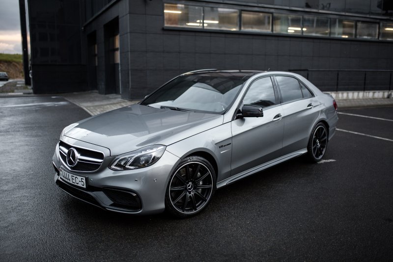 Мерседес w213 AMG 63s