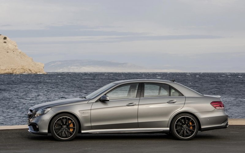 Мерседес e63 AMG