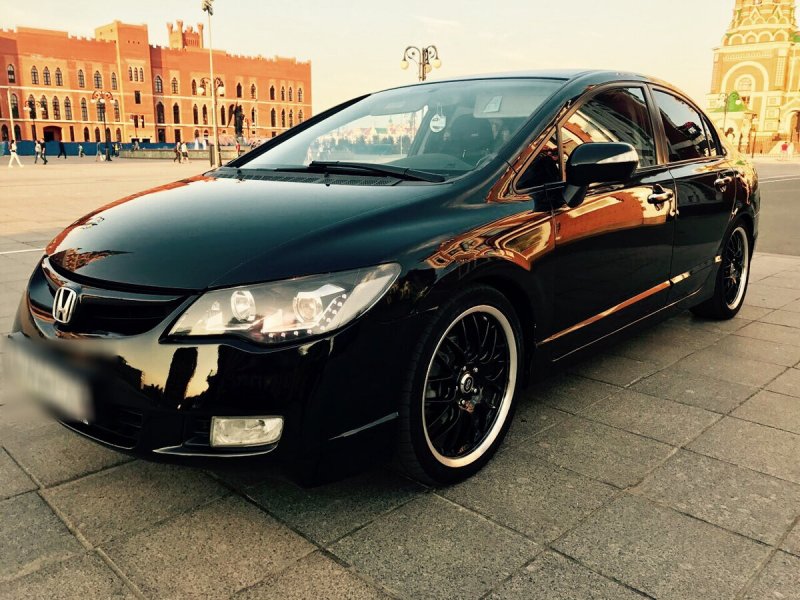 Honda Civic 8 Black