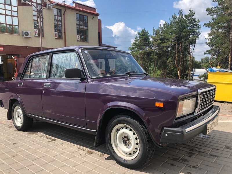 ВАЗ 2107 фиолетовая