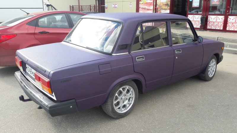ВАЗ 2107 фиолетовая