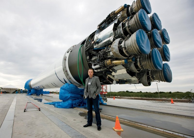 Falcon 9 Илона маска