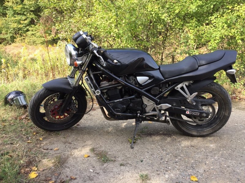 Suzuki Bandit 400 черный