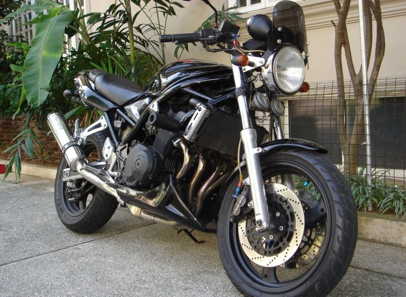Suzuki Bandit 400