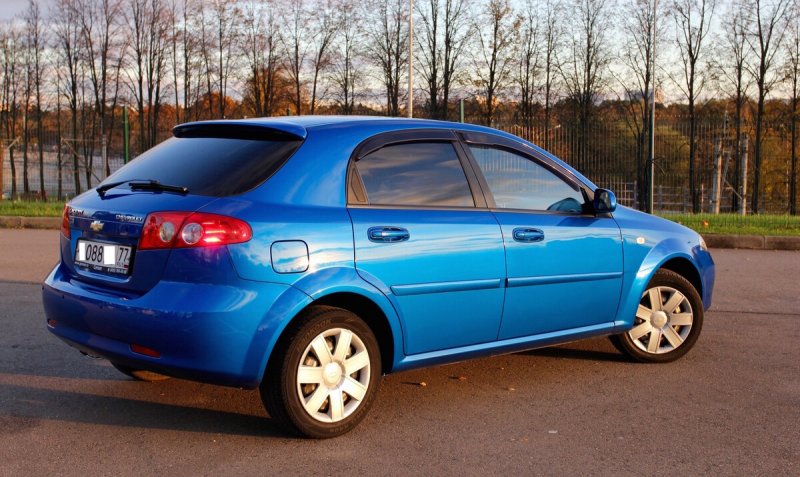 Chevrolet Lacetti 2012 седан