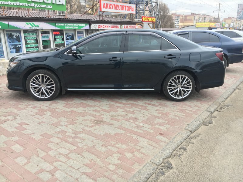 Toyota Camry xv50 r18