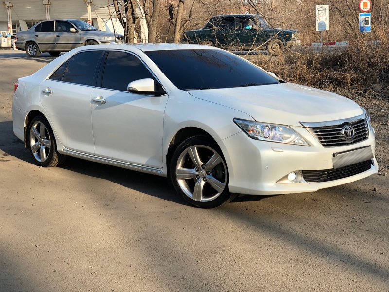 Toyota Camry 50 r18