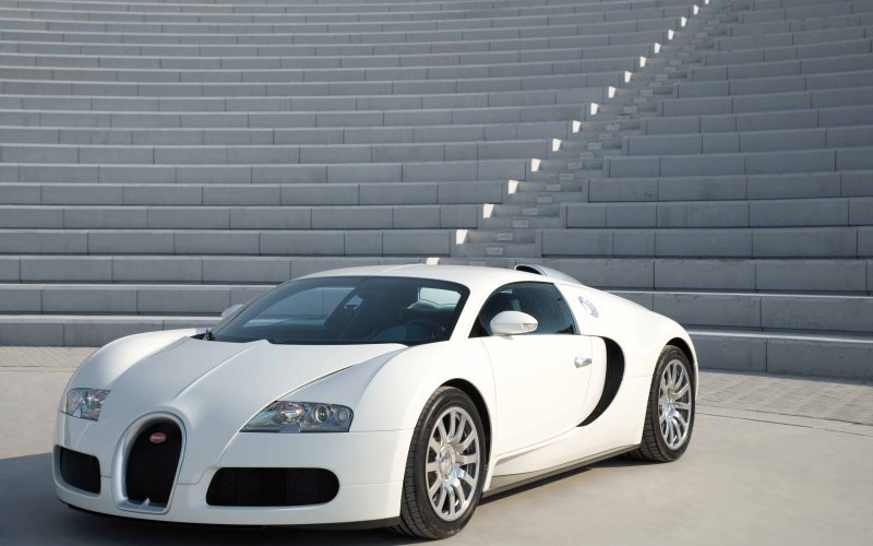 Суперкар Bugatti Veyron