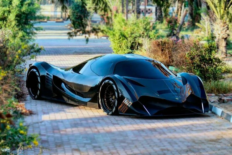 Devel Sixteen 5000 л.с