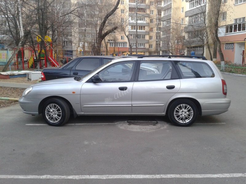 Дэу Нубира универсал 2000