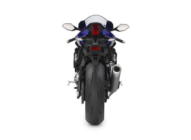 Мотоцикл Ямаха YZF r1 сзади