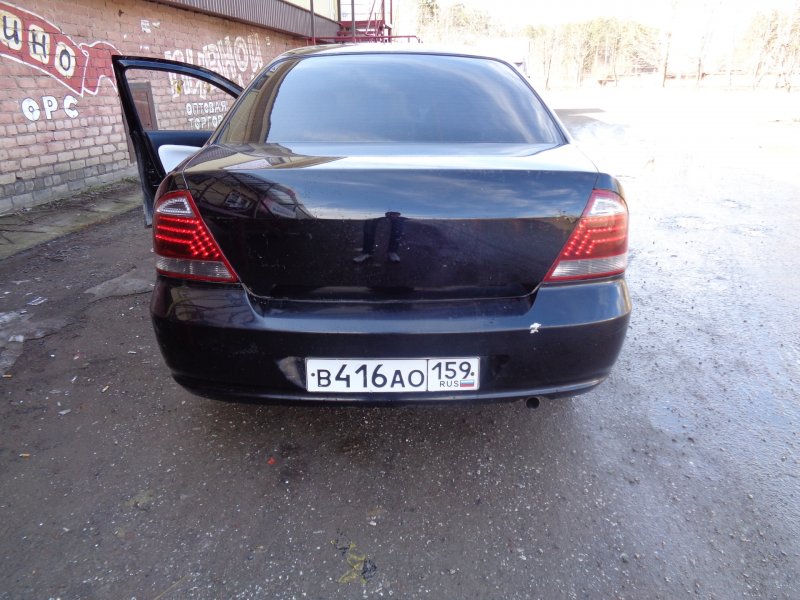 Nissan Альмера Классик сзади