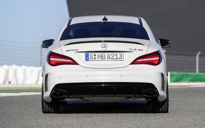 Mercedes-Benz cla45 AMG 2017