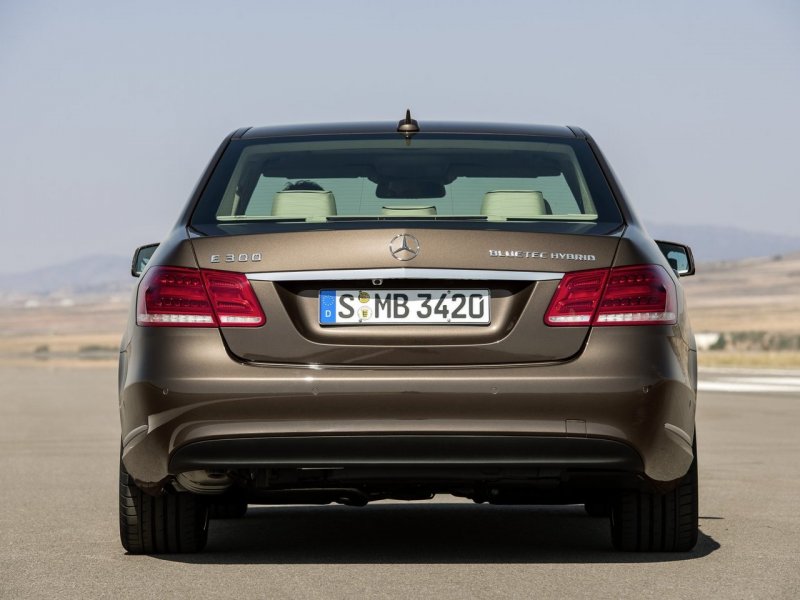 Mercedes e300 w212