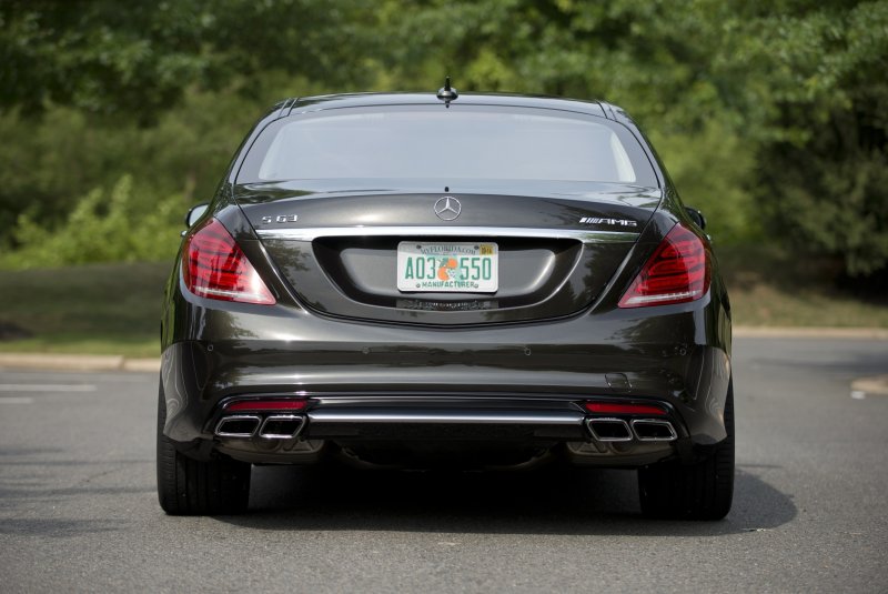 Mercedes Benz AMG s63 4matic