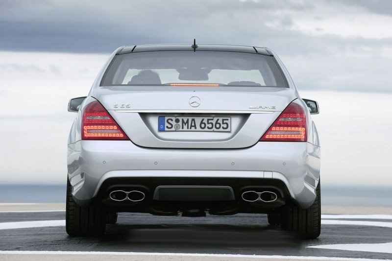 Mercedes Benz s65 AMG w221