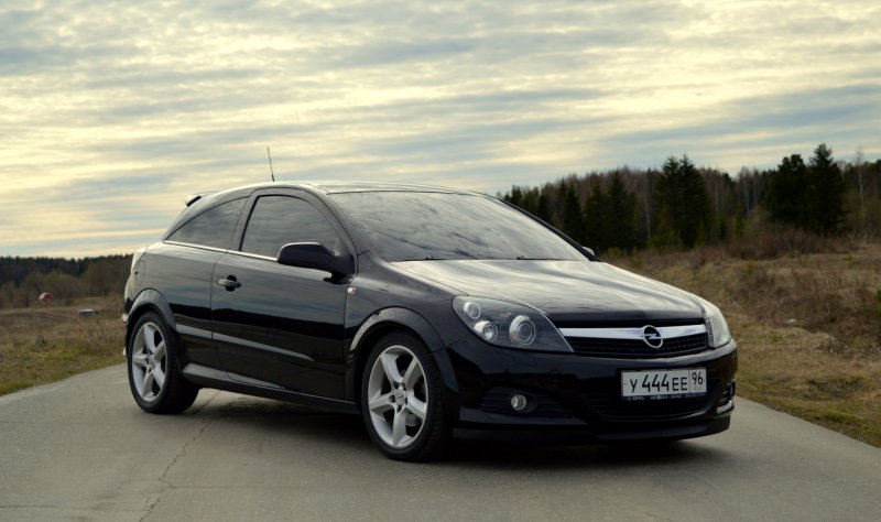 Opel Astra h GTC 2008