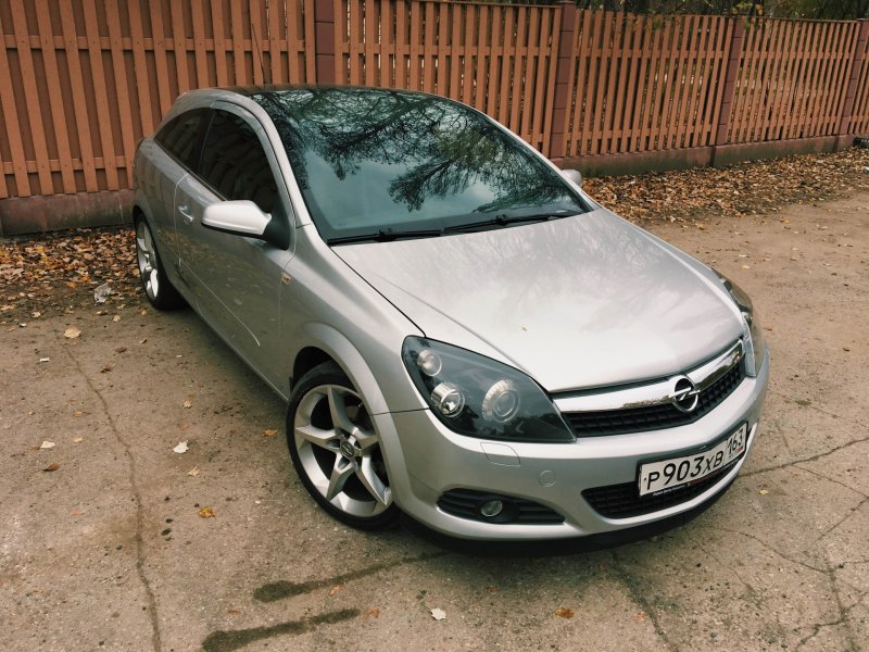 Opel Astra h GTC 2008