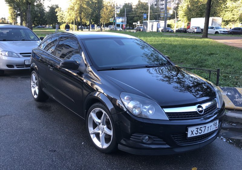 Opel Astra h GTC 2008