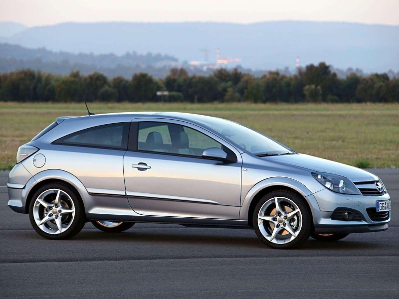 Opel Astra h GTC 2007